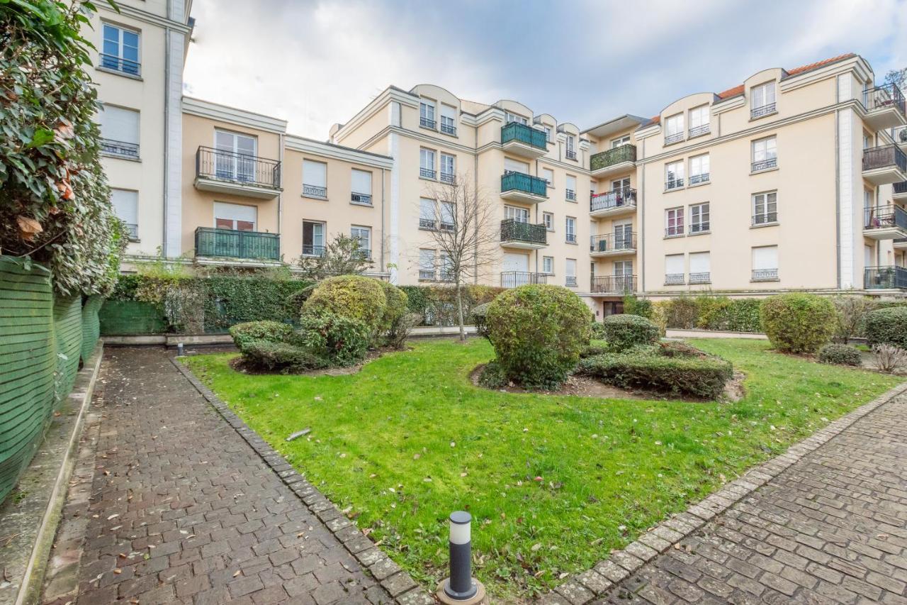 Luxe Flat For 7 - Fairytale Factory Apartment Bussy-Saint-Georges Exterior foto
