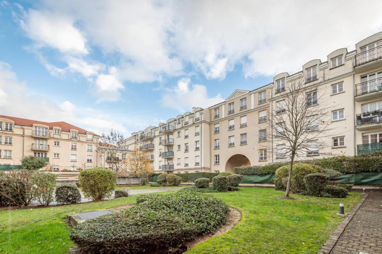Luxe Flat For 7 - Fairytale Factory Apartment Bussy-Saint-Georges Exterior foto